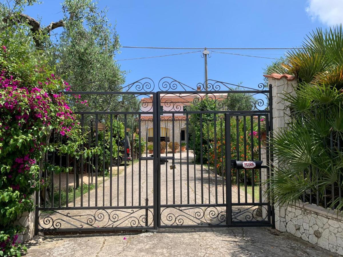Villa Monica Appartamenti Vieste Kültér fotó