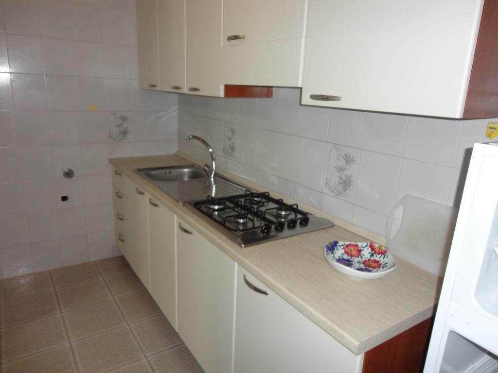 Villa Monica Appartamenti Vieste Szoba fotó