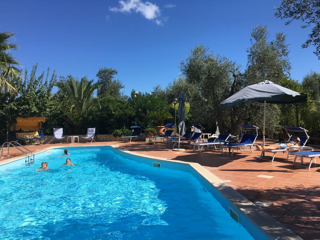 Villa Monica Appartamenti Vieste Kültér fotó