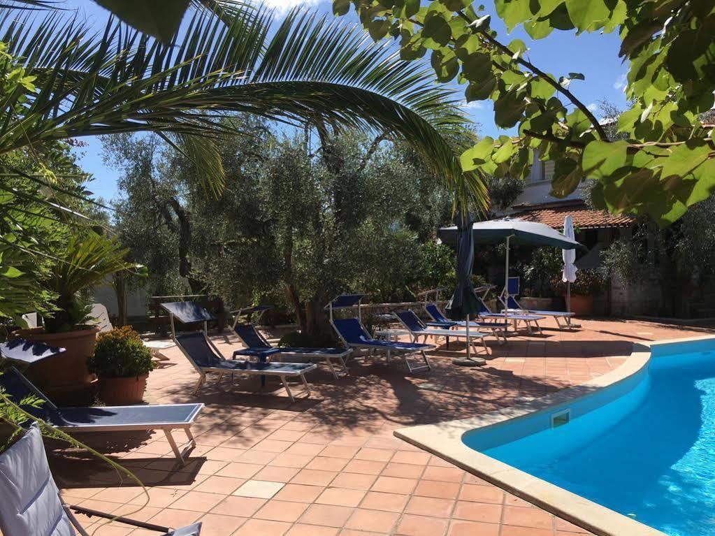Villa Monica Appartamenti Vieste Kültér fotó