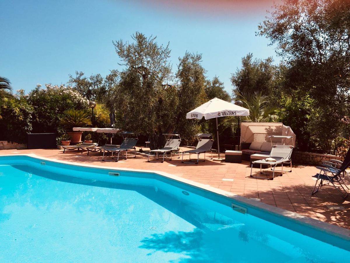 Villa Monica Appartamenti Vieste Kültér fotó